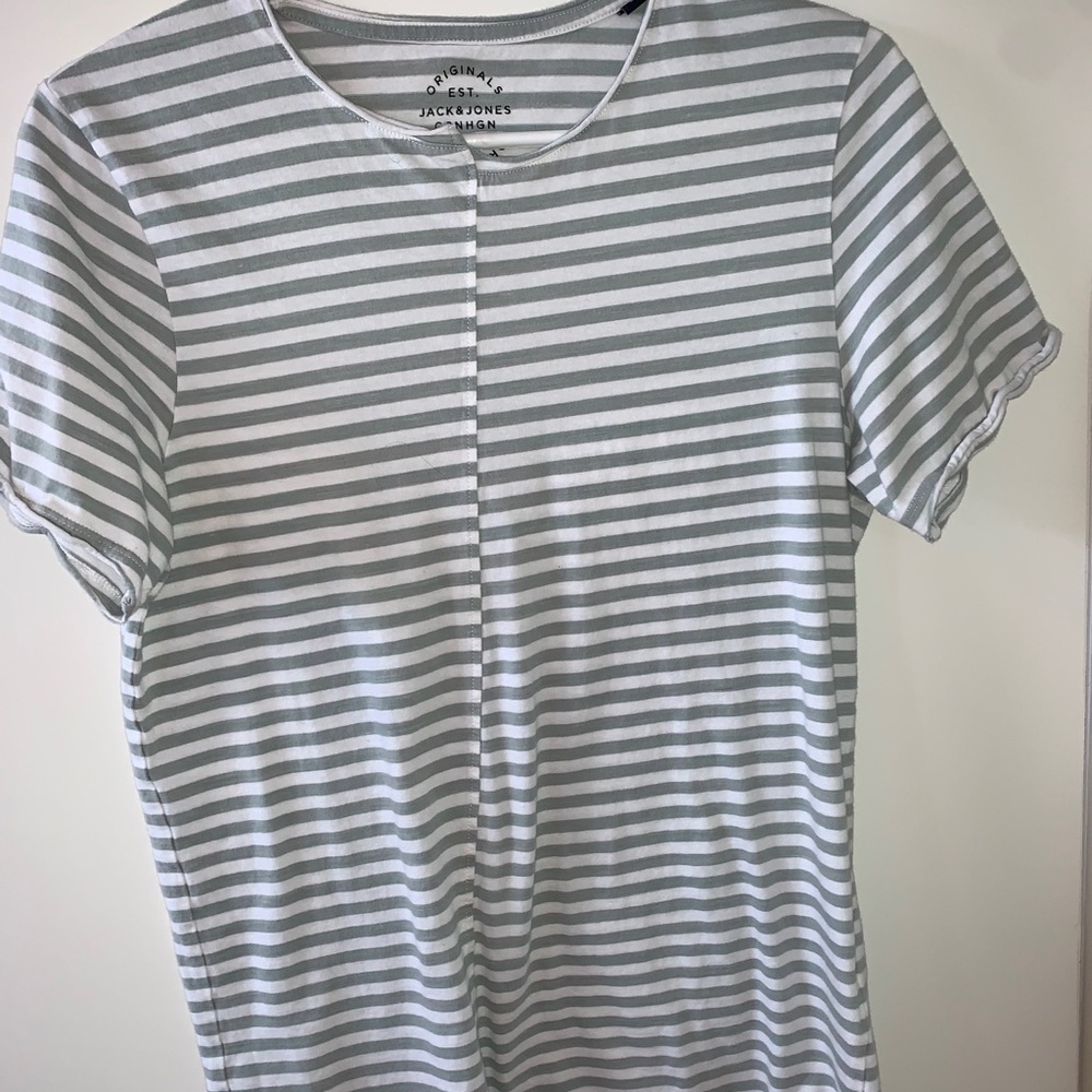 Jack Jones mismatched seam tee